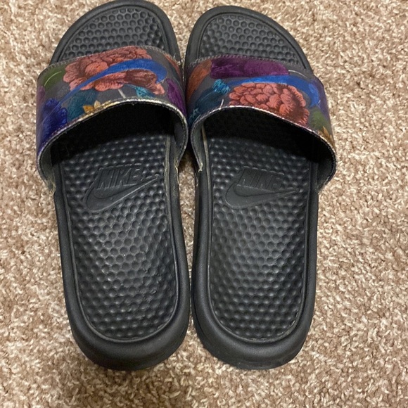 They sit in my closet and don’t get used - Picture 3 of 3